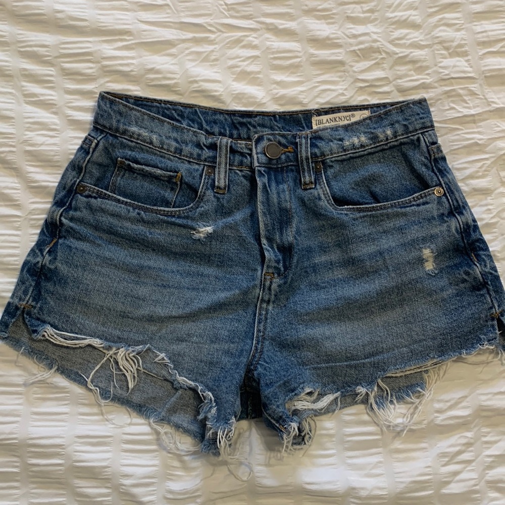 BlankNYC Pin up high rise shorts